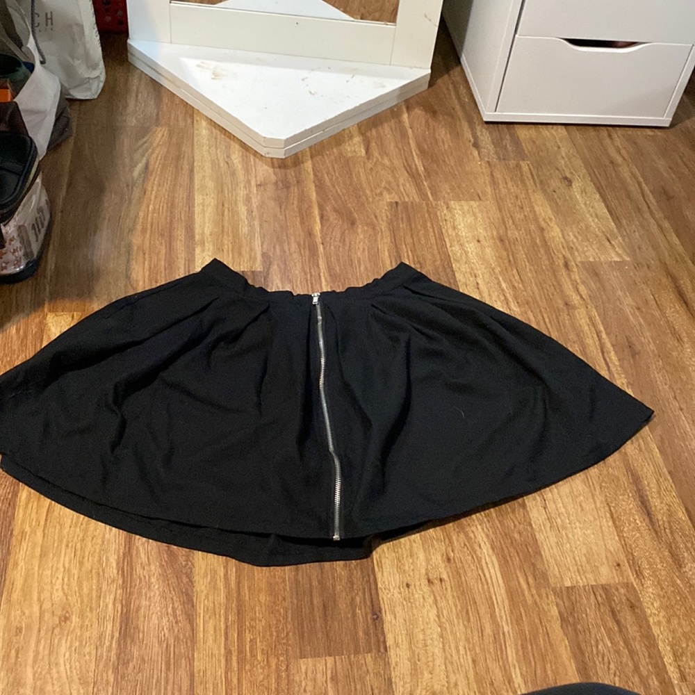 Hot topic spit up skirt